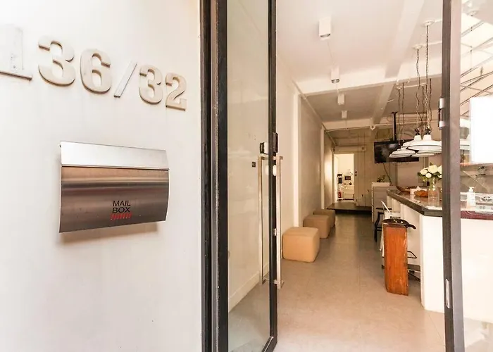 Miq_5br/silom Bts,mrt/wifi 1000mb/jacuzzi/16pax 曼谷